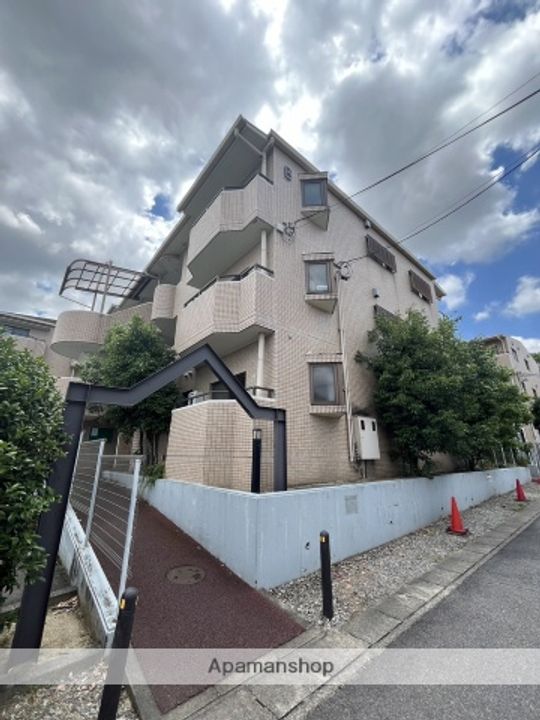 ポニーヒル長久手の外観
