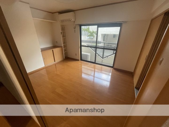 カターラサンミの内装