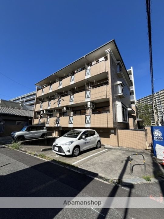 カターラサンミの外観