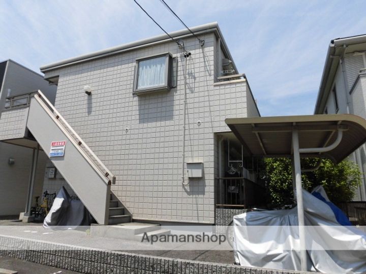 ファミール長久手の外観