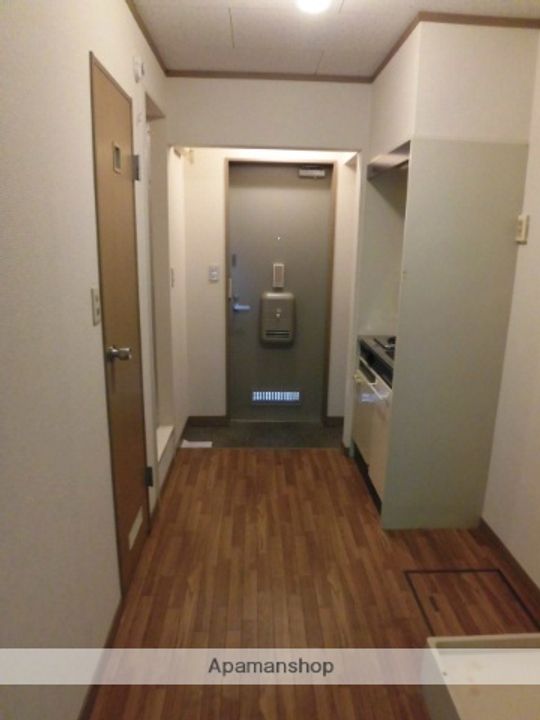 ファミール長久手の玄関