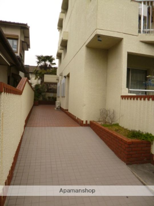 メゾン菊寿台の周辺