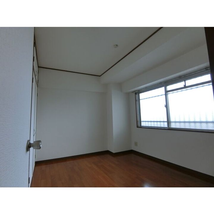 アルカディア長久手の居間