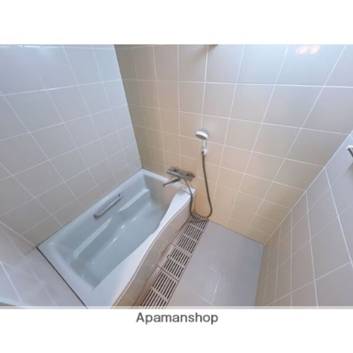 ハイツ山光の風呂