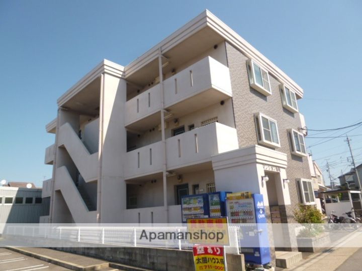 マンション清美の外観