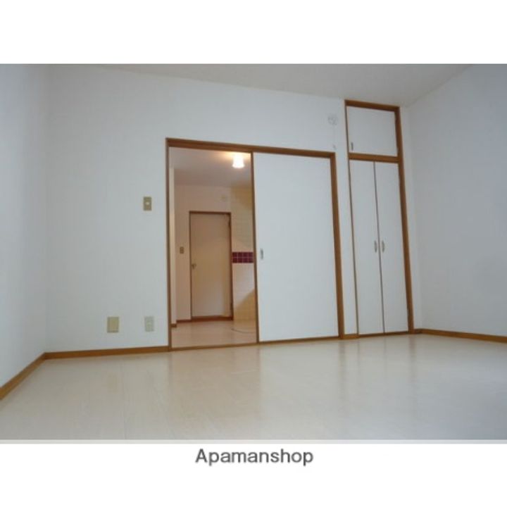 セジュール東山の居間