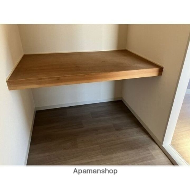 パークビラ極楽B棟のその他画像