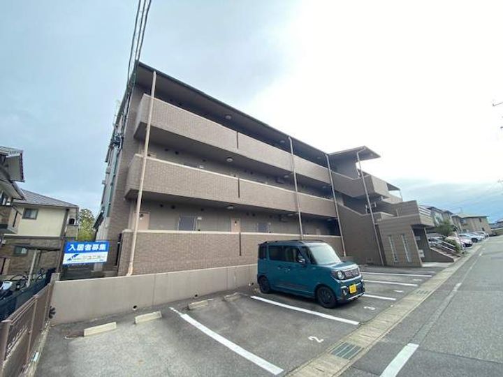 ピュアライフ302の外観