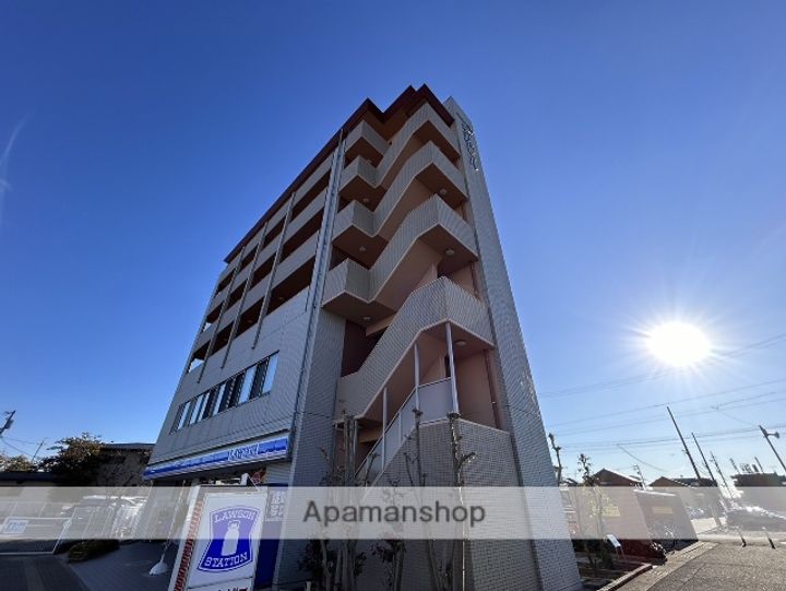 名藤ビルの外観