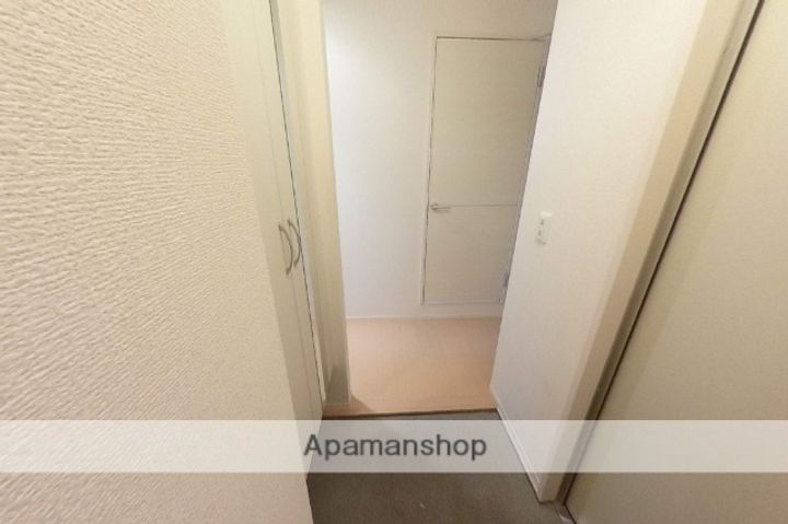 メープルハウスの玄関