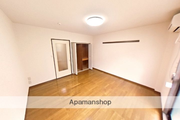 サープラス下市場のその他画像