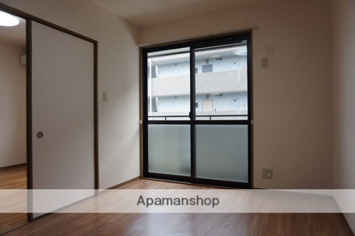 ウエストハウスの居間