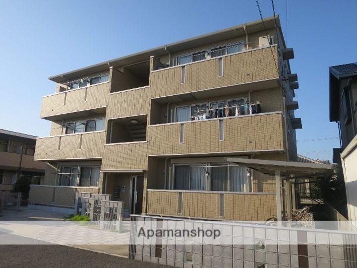 メープルハウスの外観