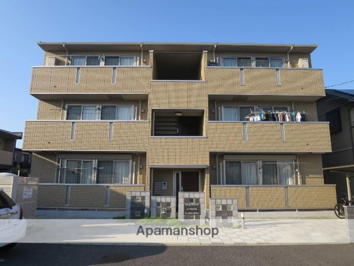 メープルハウスの外観