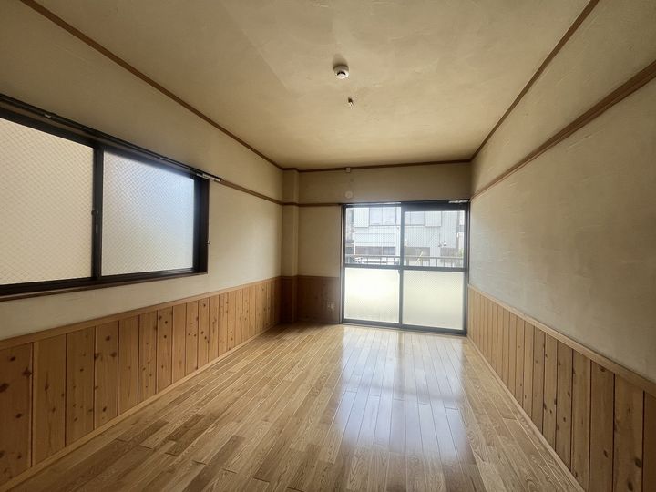 愛知県岡崎市朝日町4丁目の賃貸アパートの居間