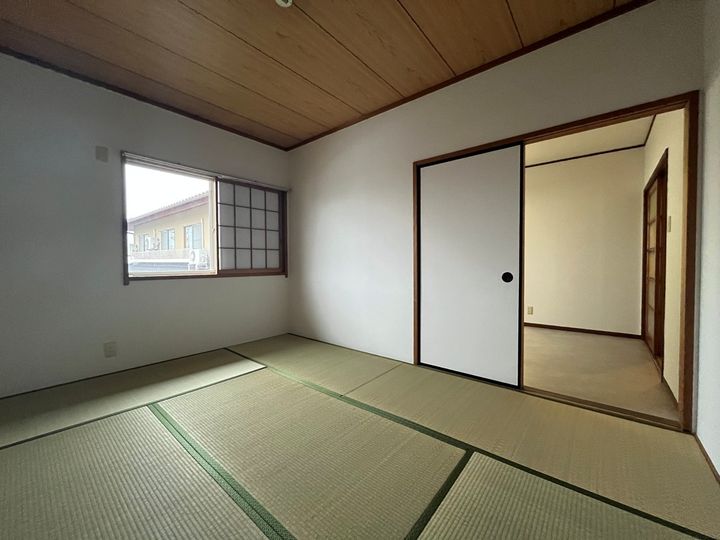 城前ハイツA棟の内装