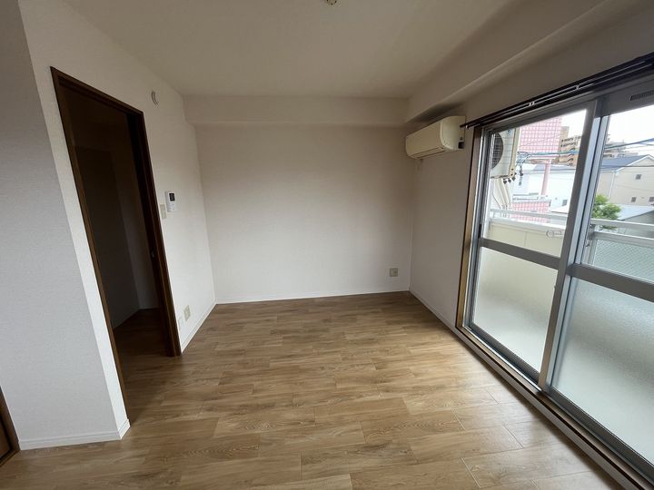 アビテ・ナポール210の内装