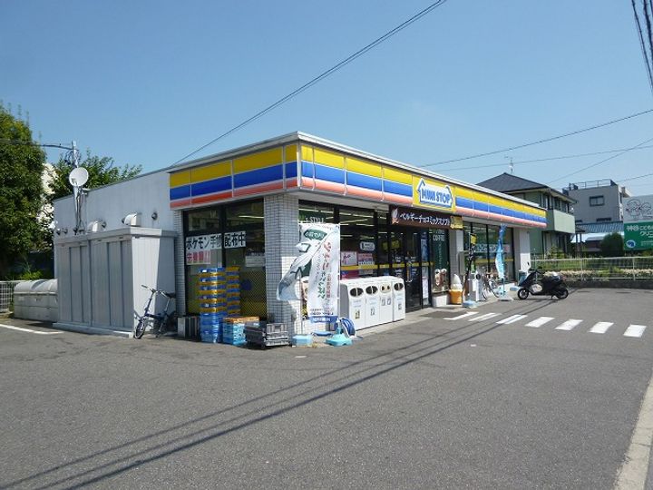 ノーブルスクエア408の周辺