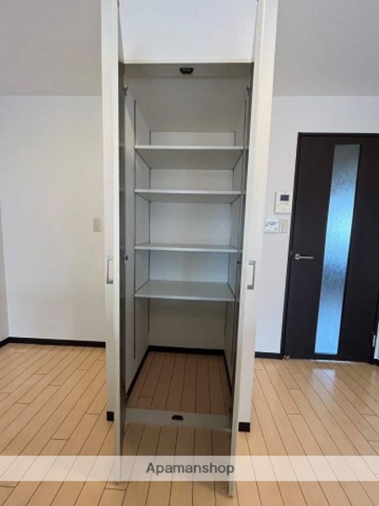 シェソワ東山304の内装