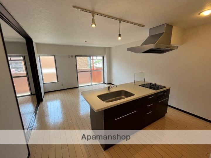 シェソワ東山304のキッチン