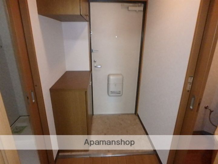 アムールTORII202の玄関