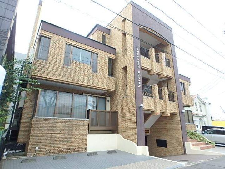 HATAYAAPARTMENTの外観