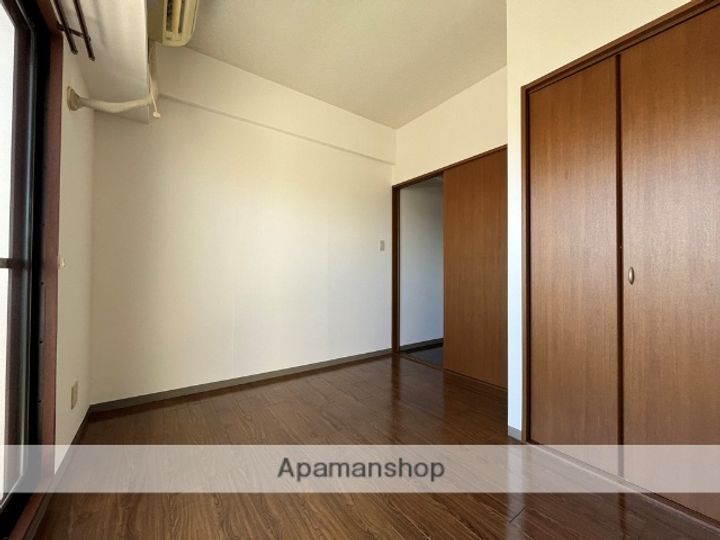 FOUR SEASONS203の内装