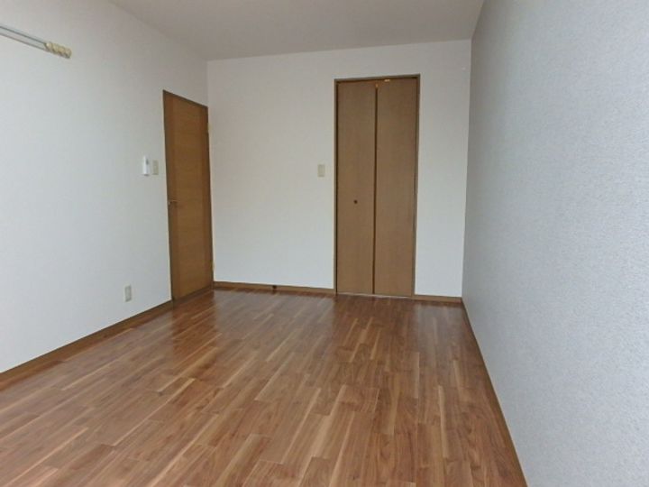 ハイカムール北浦203の内装