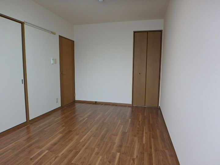 ハイカムール北浦203の内装