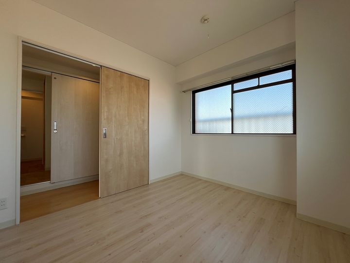 ロイヤル桐華103の内装