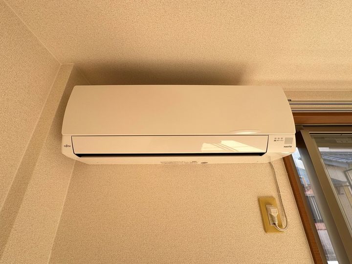 愛知県岡崎市国正町字西浦の賃貸アパートの内装