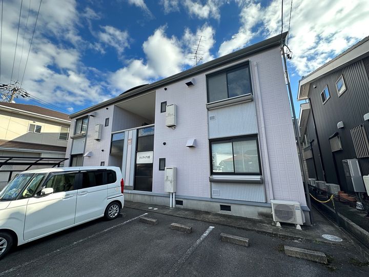 ウインディア井田102の外観