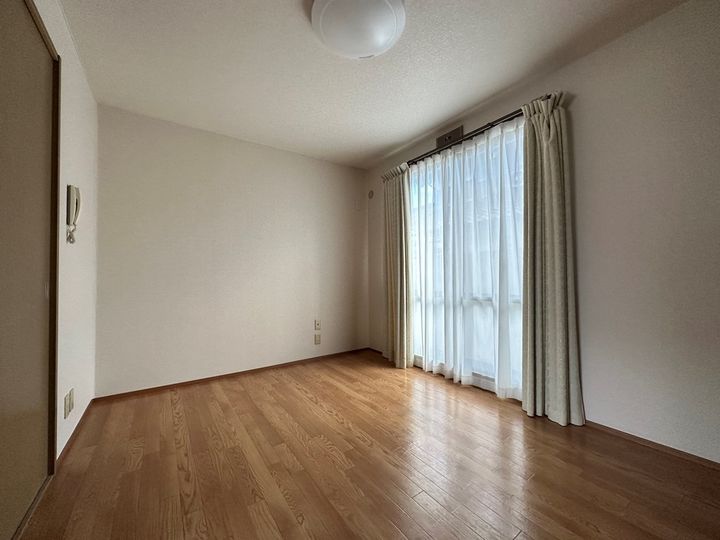 ウインディア井田102の内装