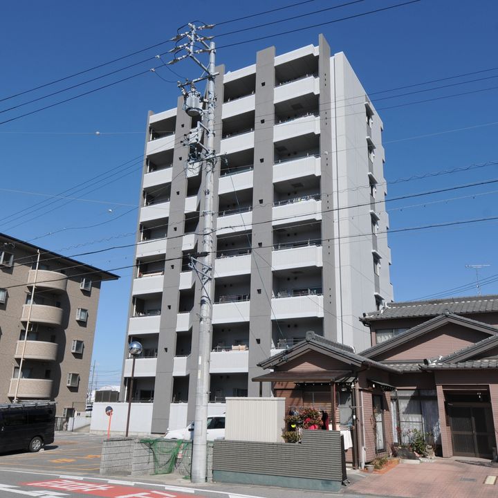 ハートヒルズ井田の外観