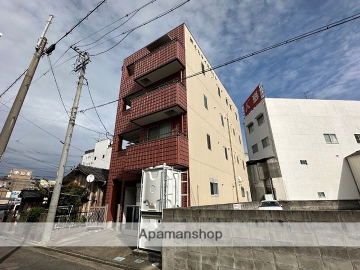 第4カネイ本町ビル201の外観