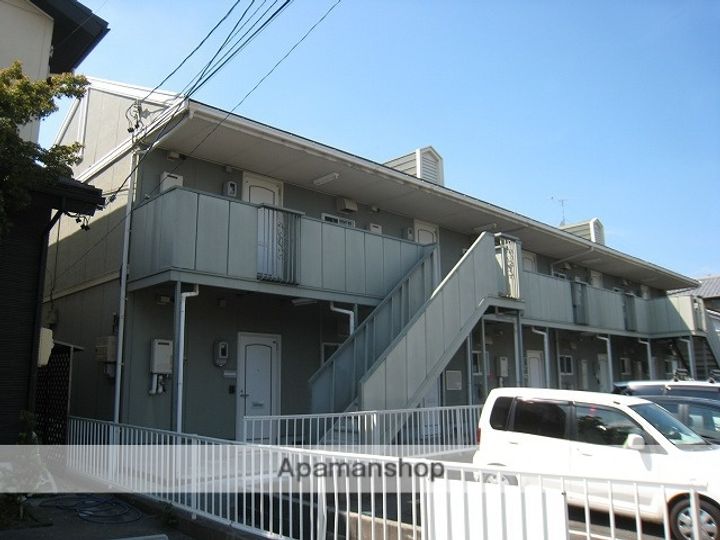 ライトハイツH棟の外観