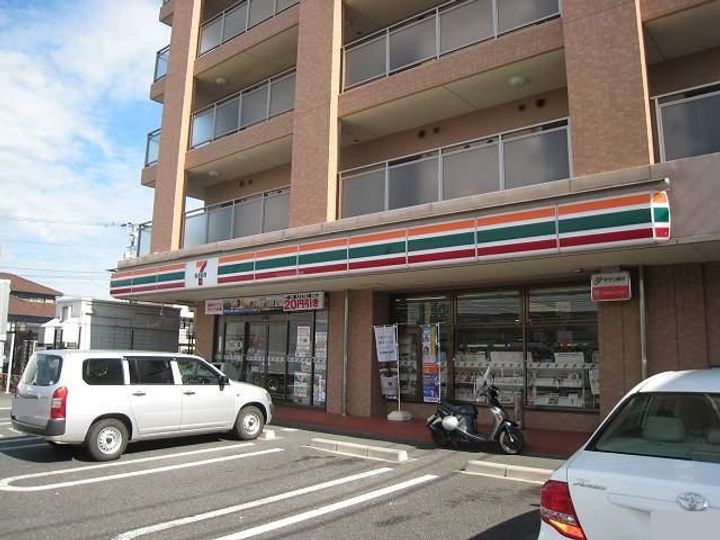 ファミール西浦205の周辺
