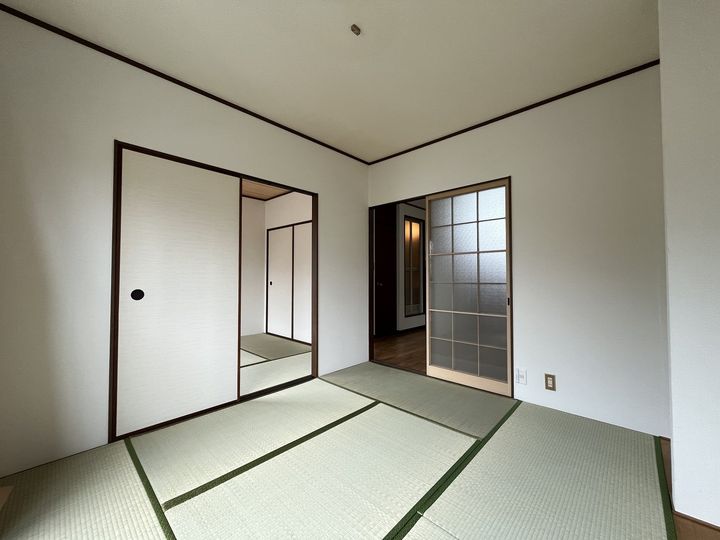 コスモハイツA102の内装