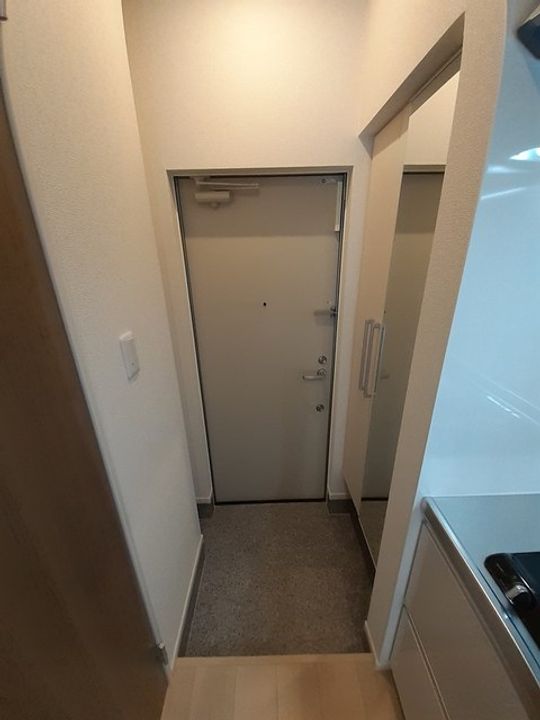 グランシュテルの玄関