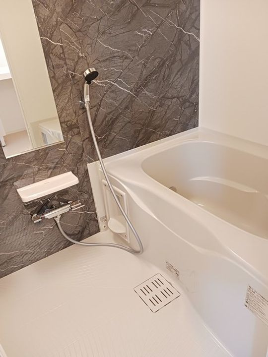 シャン・ド・フルールSの風呂