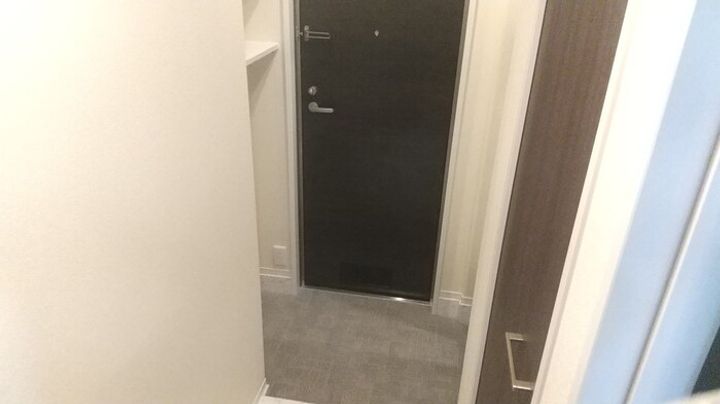 POTEAU DU 南屋敷103の玄関