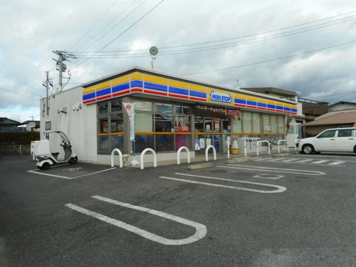 ヒカルサ岡崎蓑川町の周辺