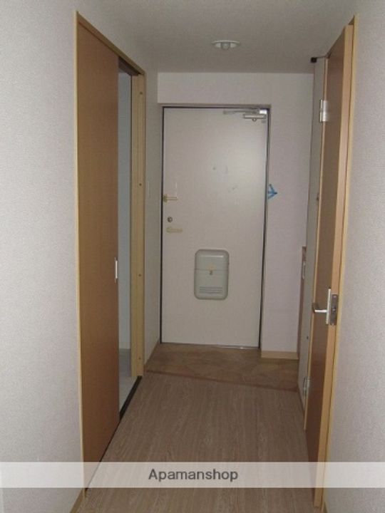 GRAND−NOBLE103の玄関