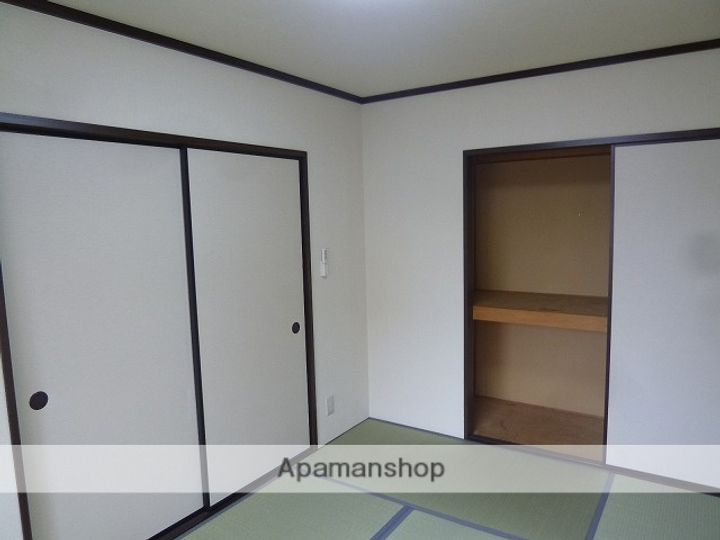 ライトハイツH棟の内装