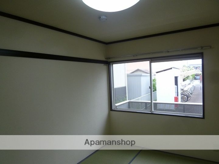 ライトハイツH棟の内装