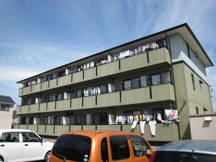 ハイカムール北浦203の外観