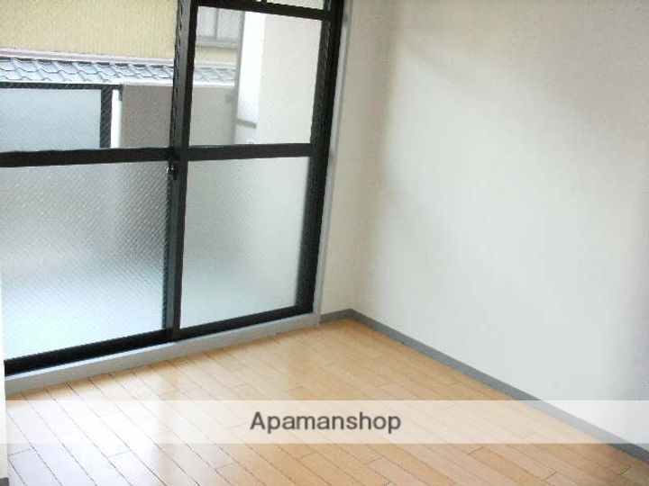 愛知県一宮市水落町の賃貸マンションの居間