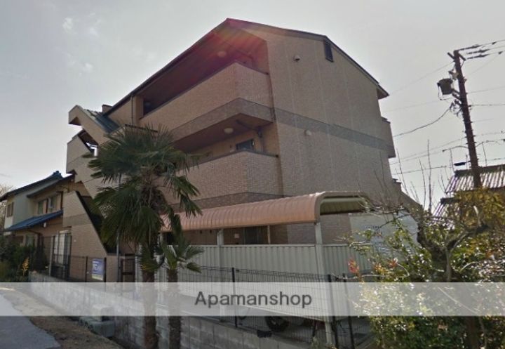 ルミエールEの外観