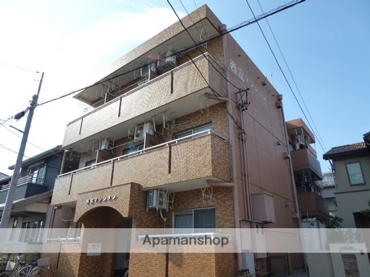 西富マンションの外観