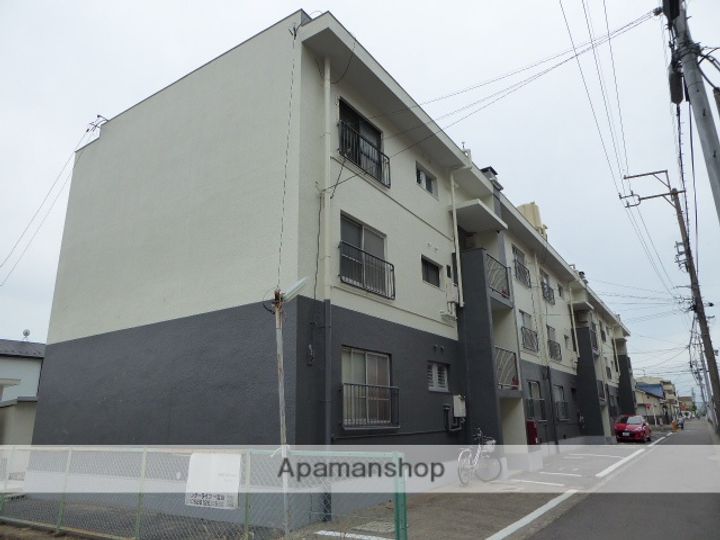 メゾンクレールの外観